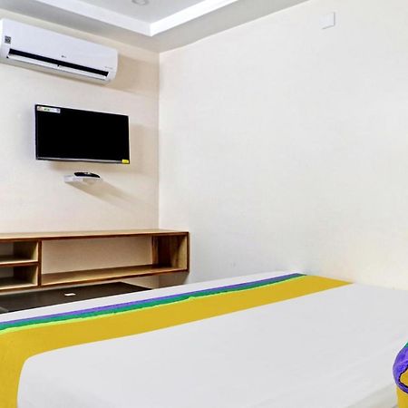 Itsy By Treebo - Vardhan Stay Inn Tirupati Zewnętrze zdjęcie