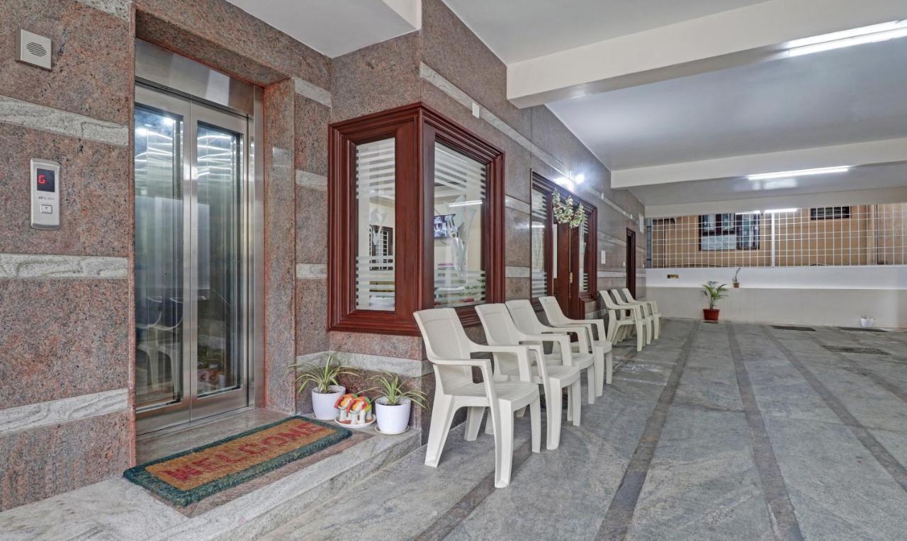 Itsy By Treebo - Vardhan Stay Inn Tirupati Zewnętrze zdjęcie